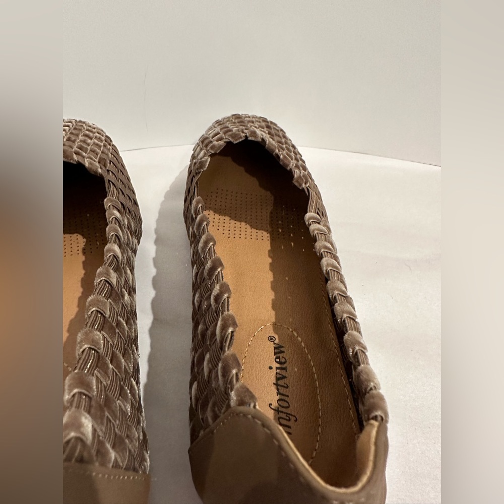 Comfortview Bethany 26388 Womens Velvet Brown Woven Flats Size 71/2 W (00200) - Picture 8 of 8